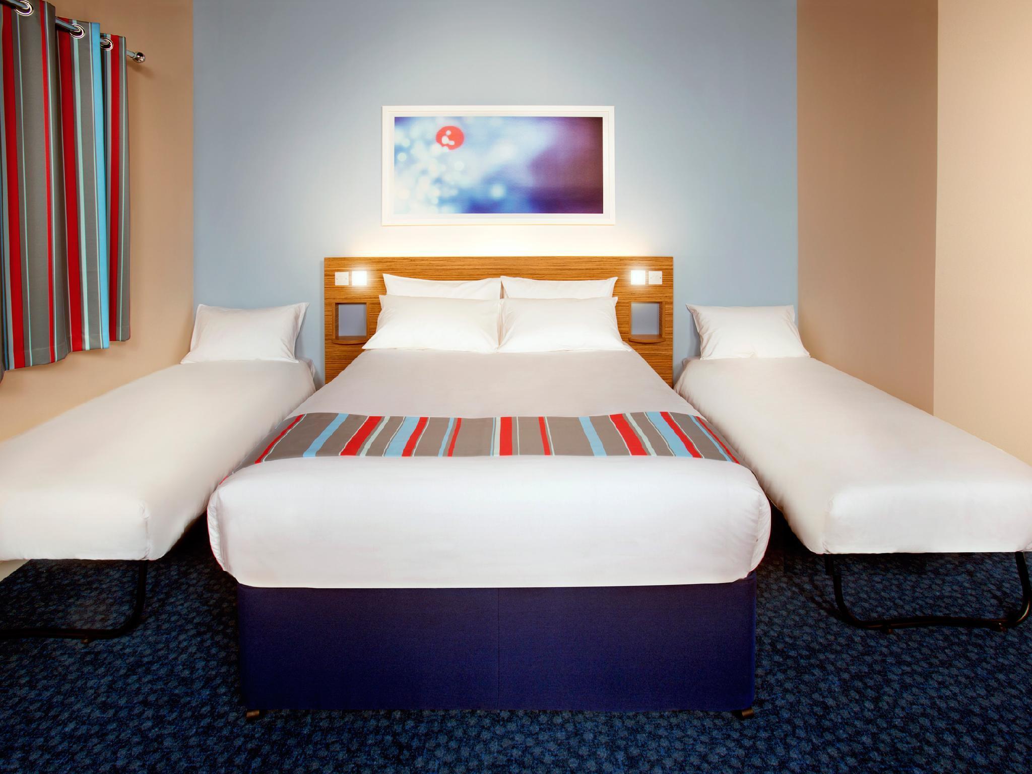 Travelodge Swansea Central Zewnętrze zdjęcie